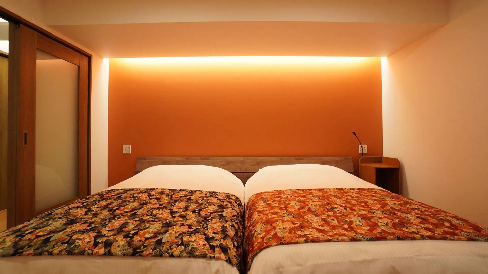 Apartment Bird Hostel Palace Side Suite Kyoto Japan