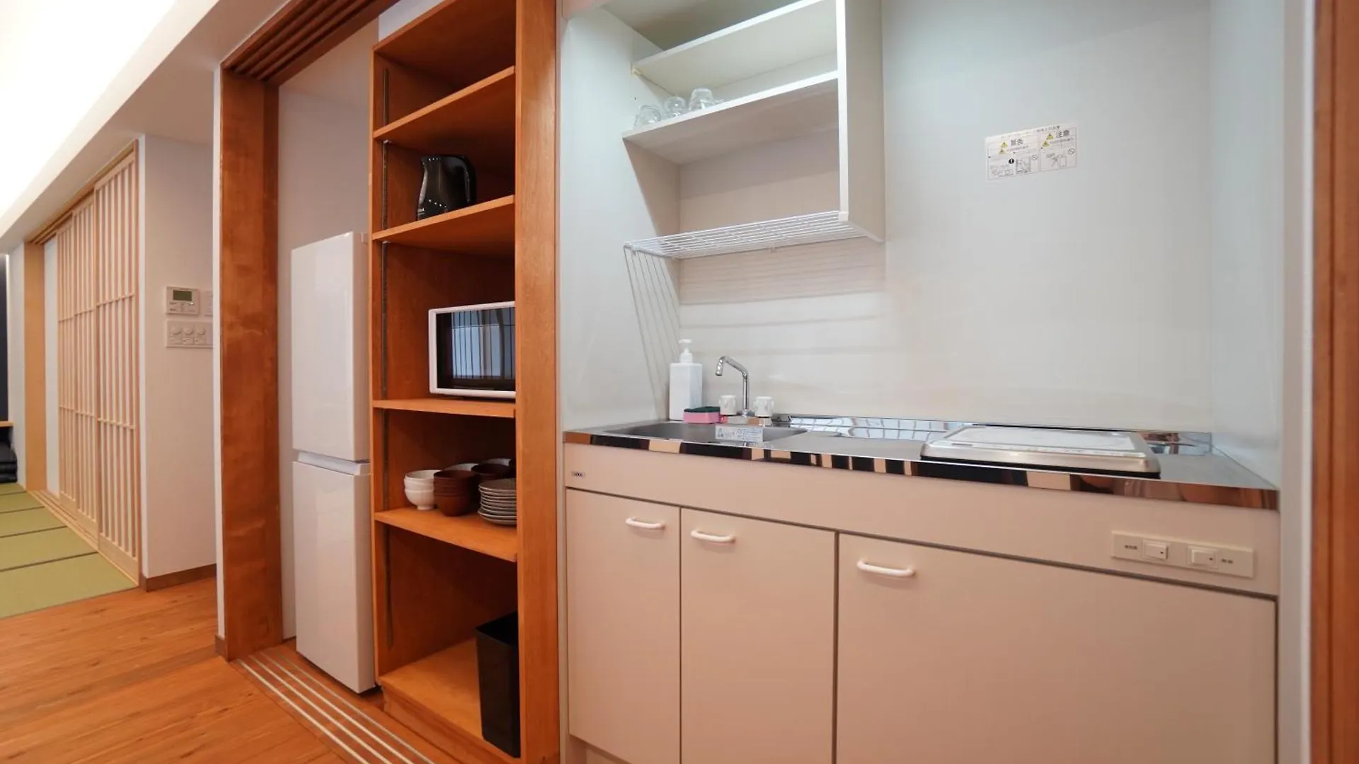 Bird Hostel Palace Side Suite Kyoto Japan