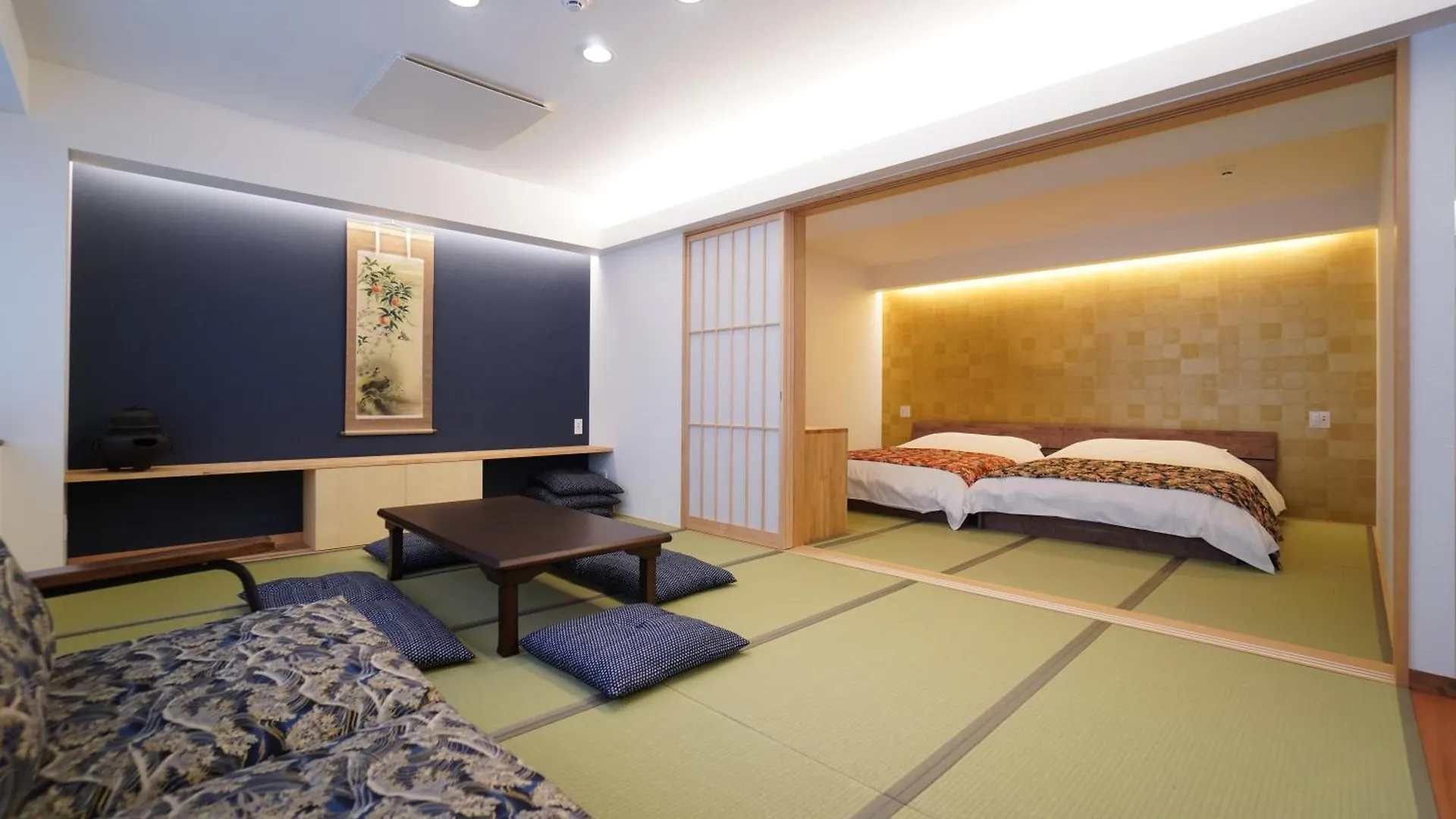 Bird Hostel Palace Side Suite Kyoto Apartment