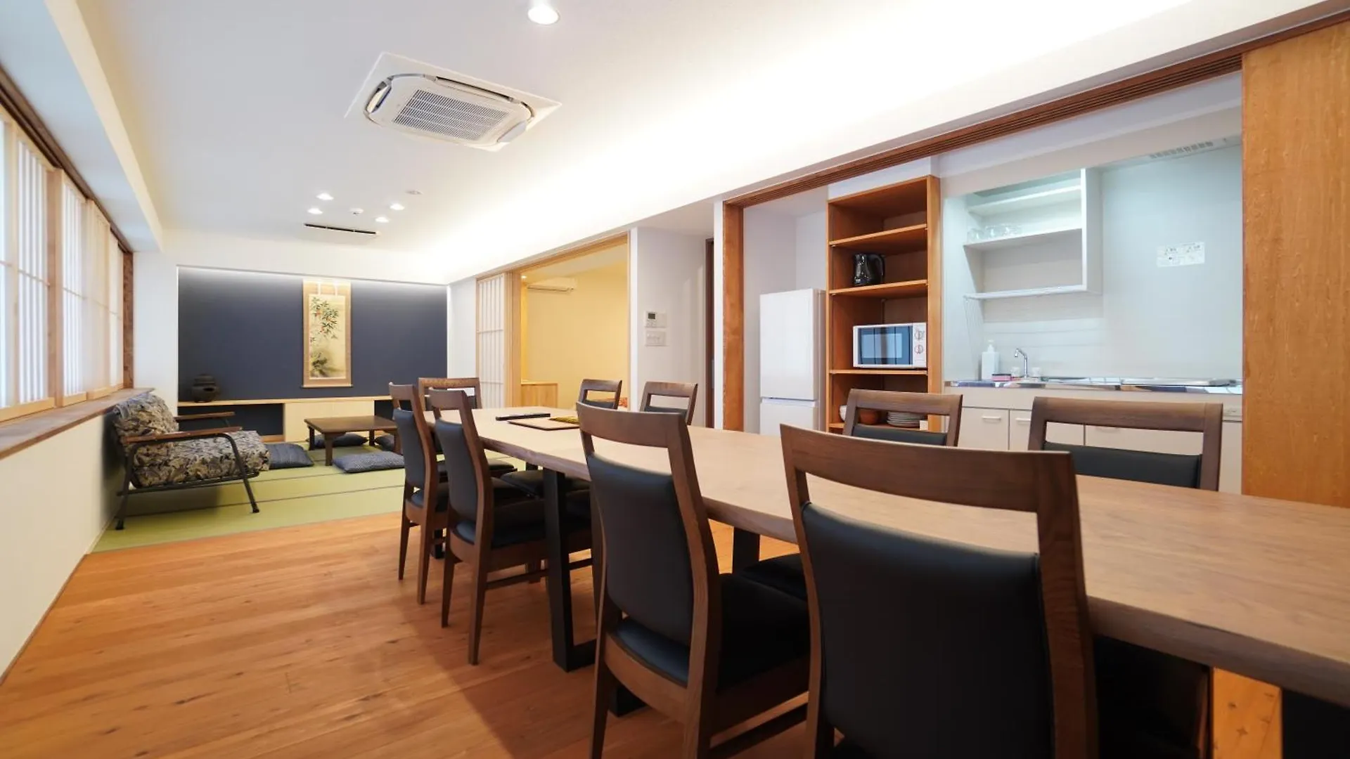 Bird Hostel Palace Side Suite Kyoto Japan