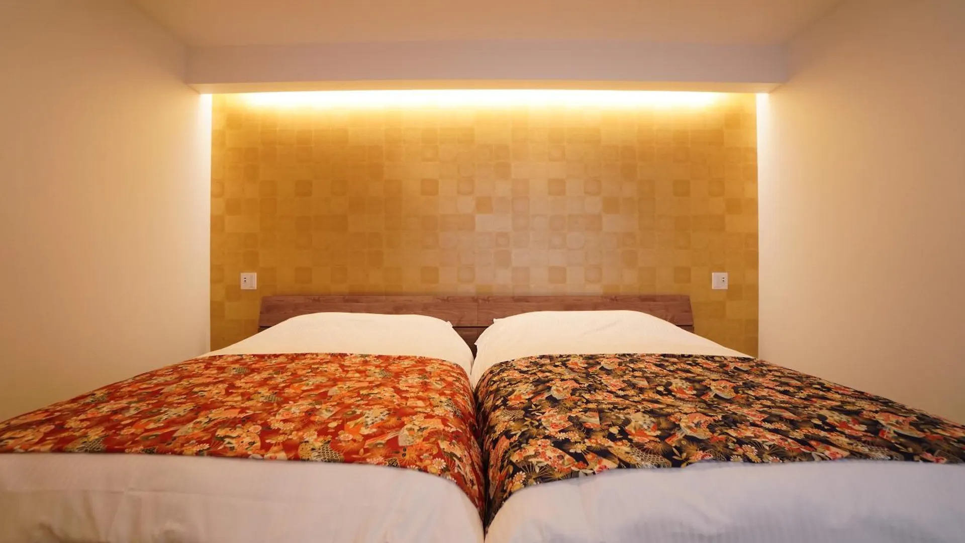 Apartment Bird Hostel Palace Side Suite Kyoto Japan